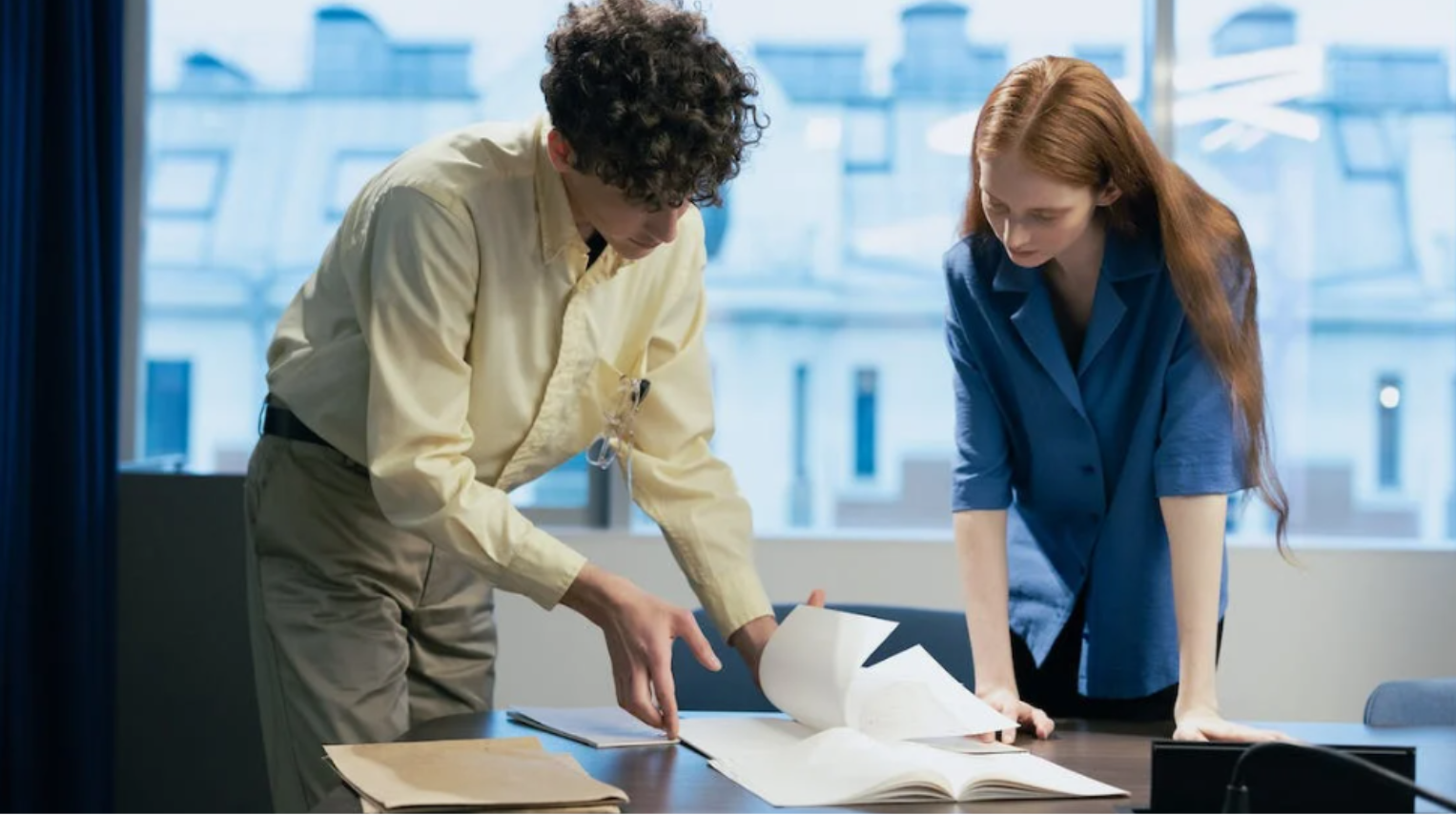 O03_13: Invoice Posting Date Different Period To Document Date
